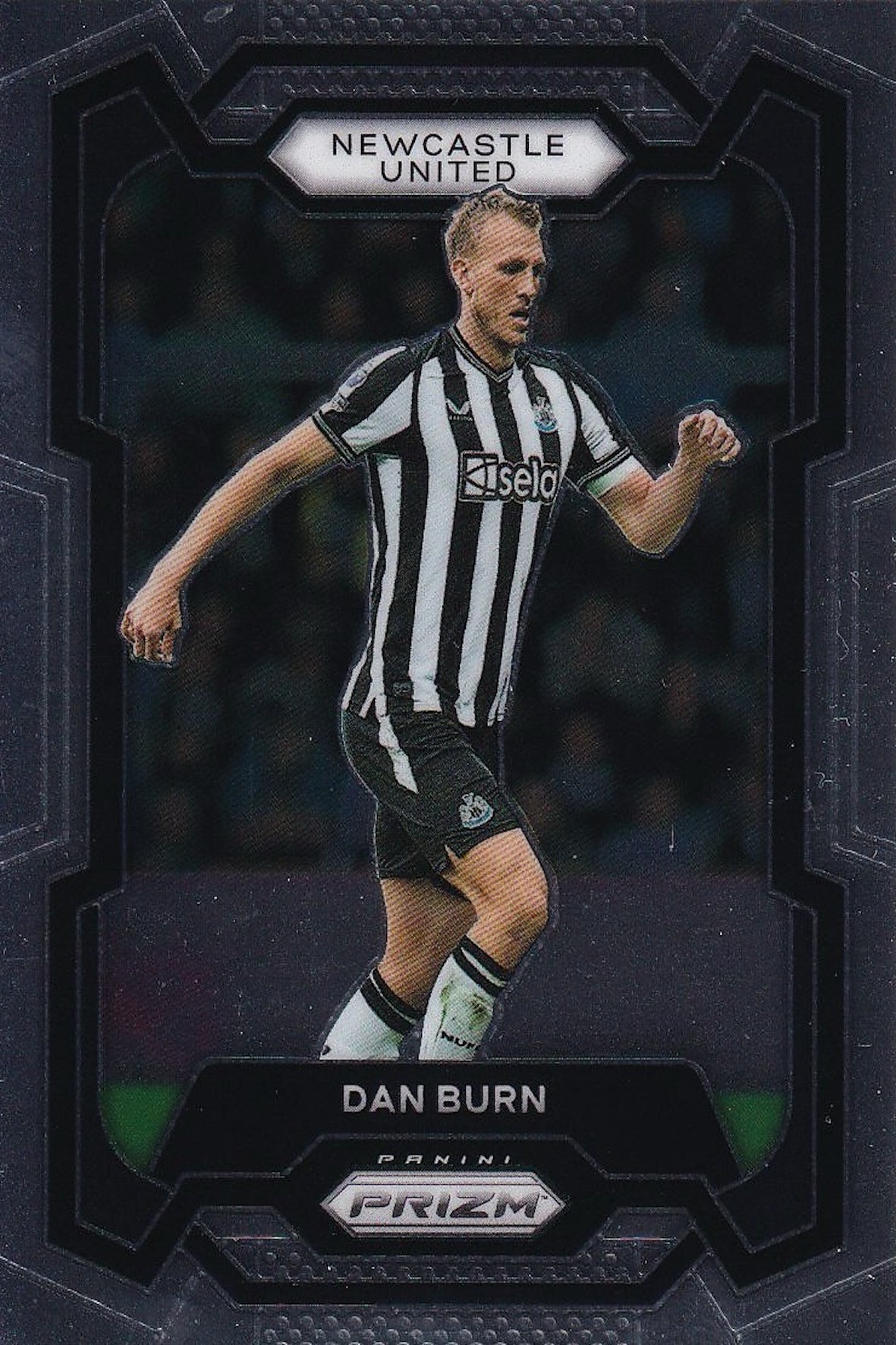 Dan Burn Base Card #61 - Panini Prizm Premier League 23-24 (Newcastle United)